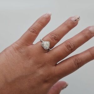 2CT Heart Halo moissanite  Ring